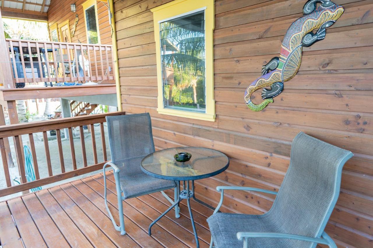 Bonita'S Lägenhet Caye Caulker Exteriör bild